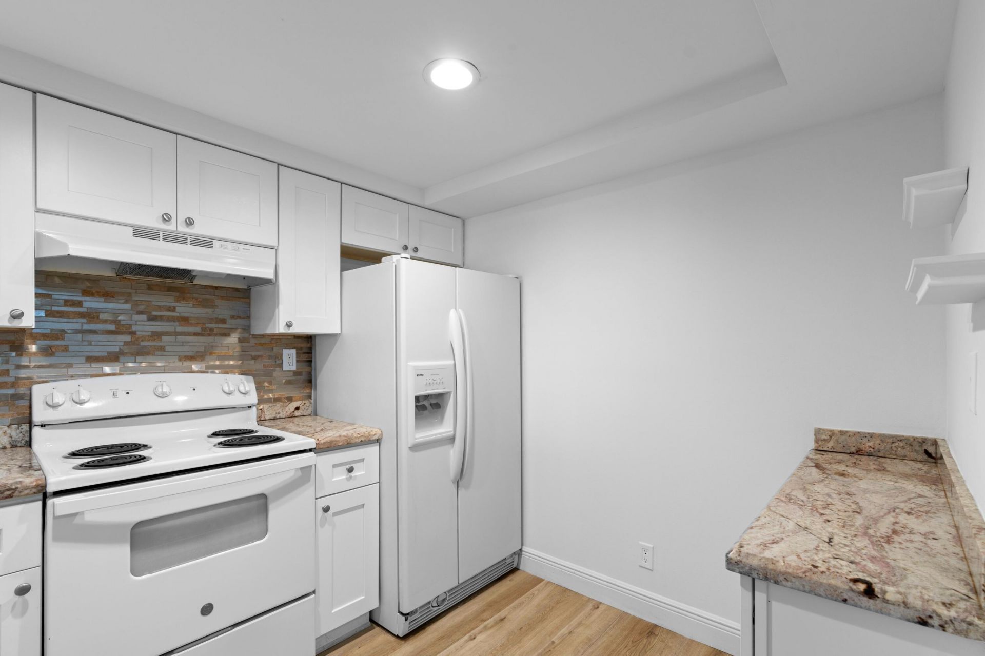 3710 N Pine Island Road, Unit 114, Sunrise, FL 33351 Photo