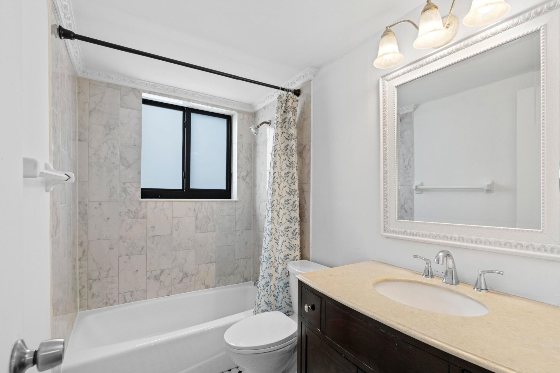 3710 N Pine Island Road, Unit 114, Sunrise, FL 33351 Photo