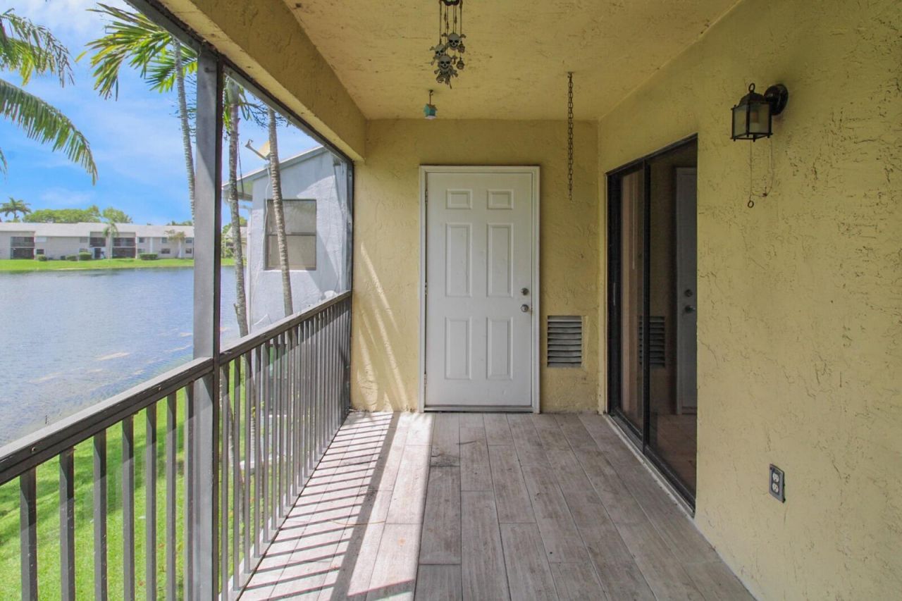 960 N Franklin Avenue, Unit 960d, Homestead, FL 33034 Photo