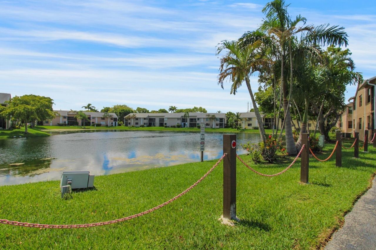 960 N Franklin Avenue, Unit 960d, Homestead, FL 33034 Photo