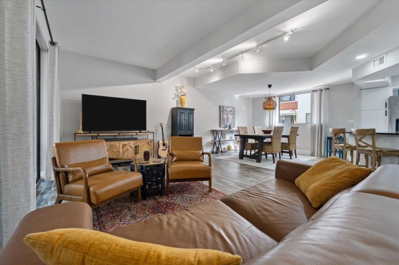 1401 NE 9th Street, Unit 65, Fort Lauderdale, FL 33304 Photo