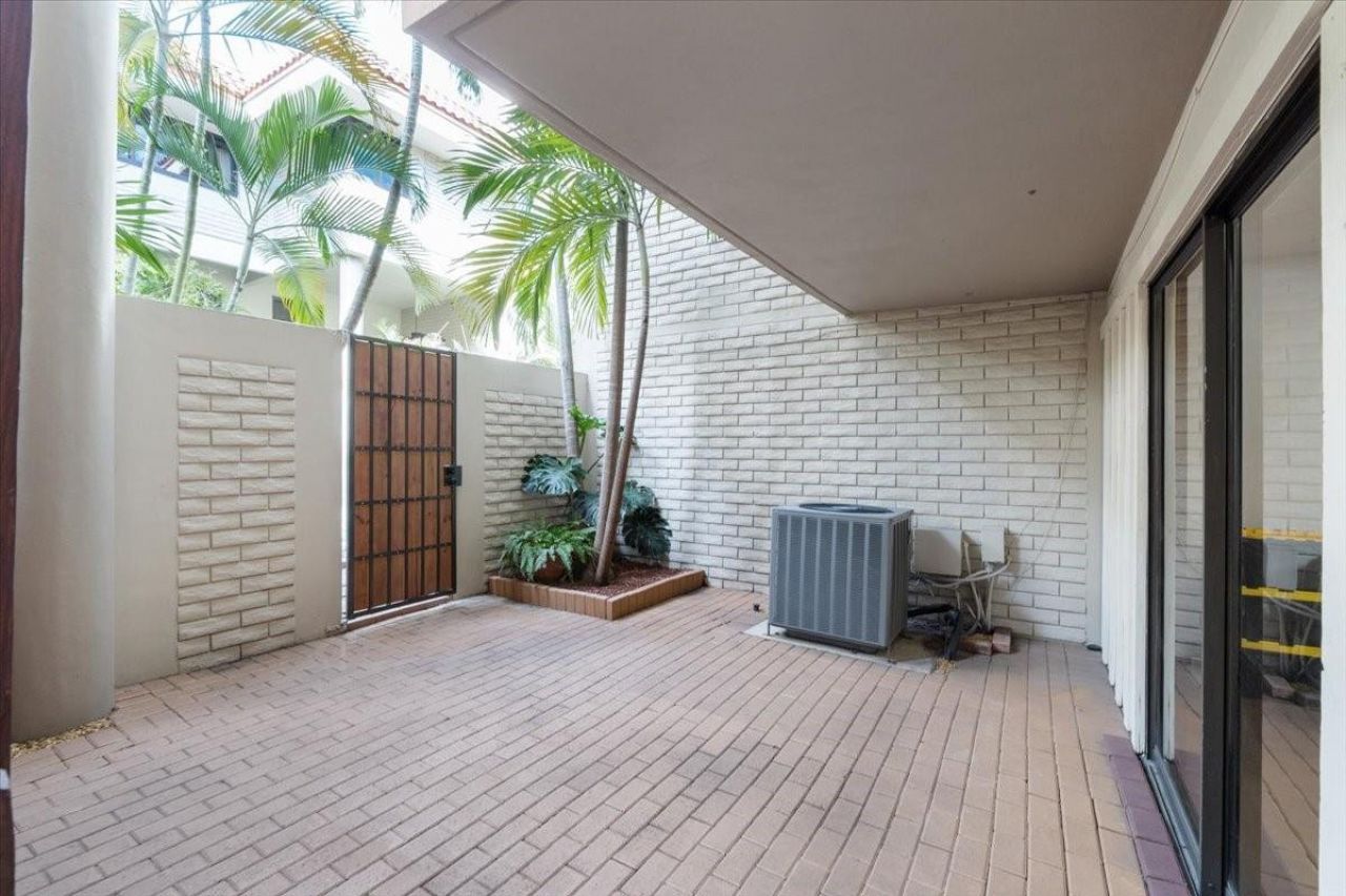 1401 NE 9th Street, Unit 65, Fort Lauderdale, FL 33304 Photo