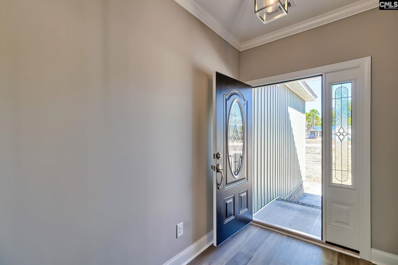 262 Howitzer Circle  Photo 4