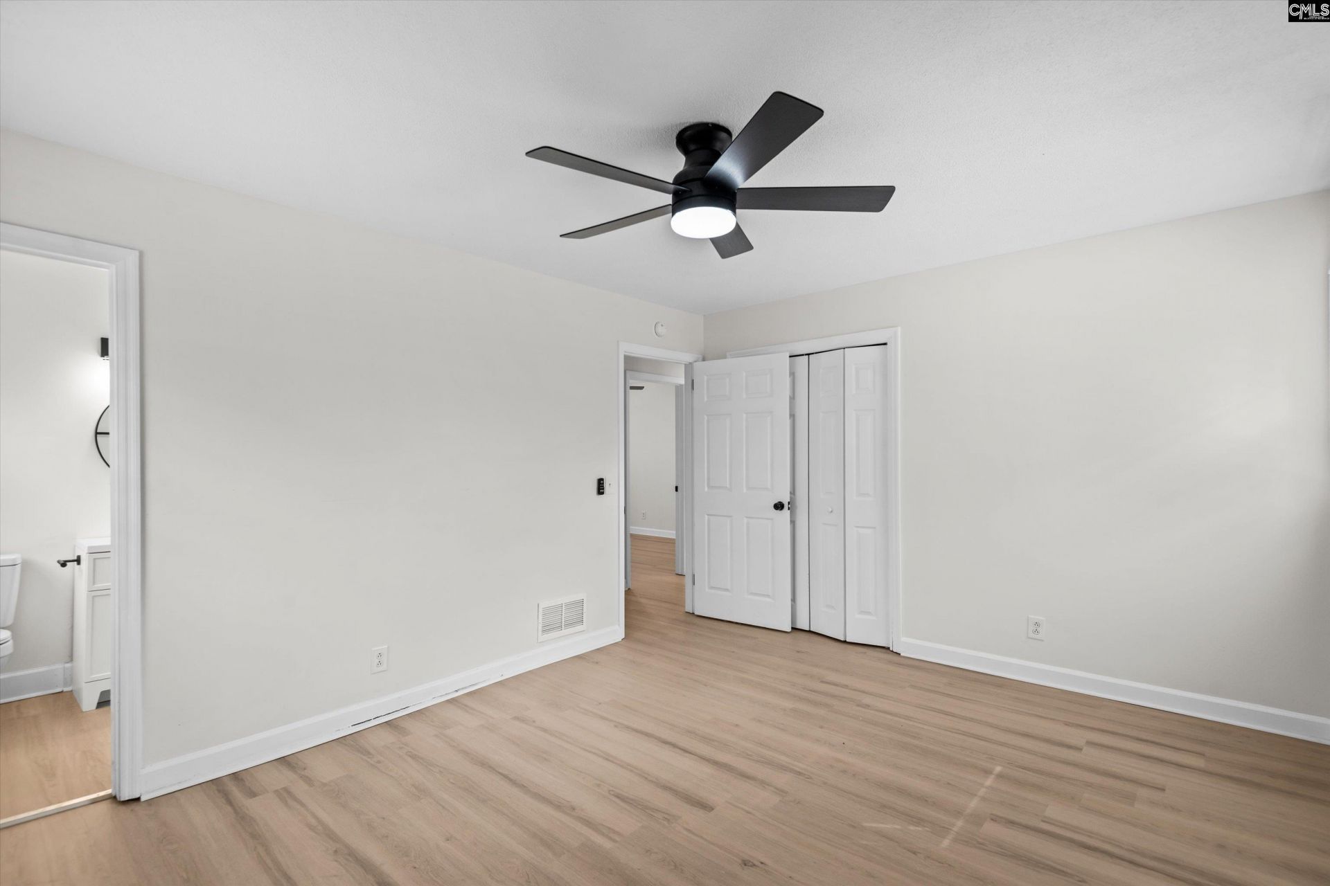 1127 Bayview Drive Photo 11