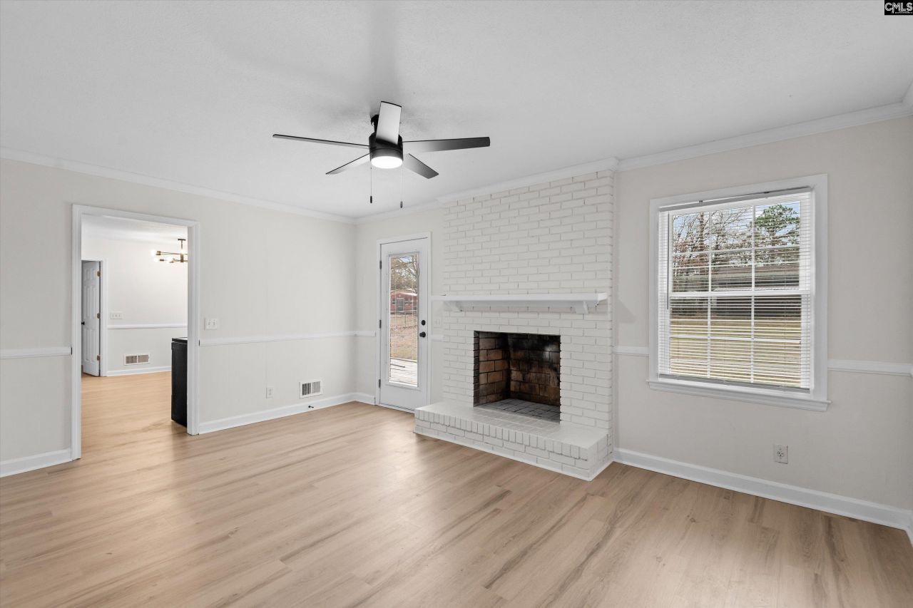 1127 Bayview Drive  Photo 17