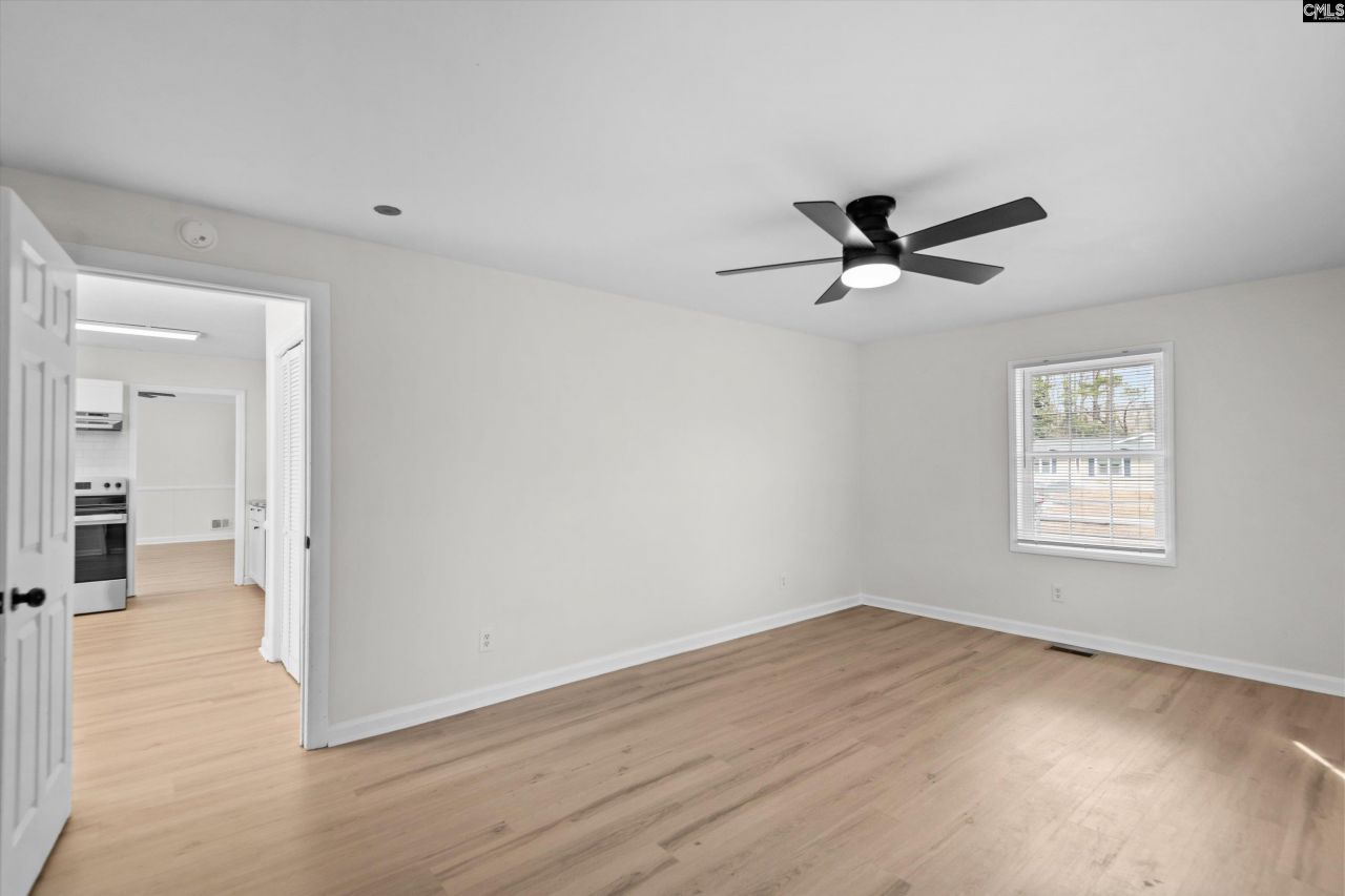 1127 Bayview Drive  Photo 24