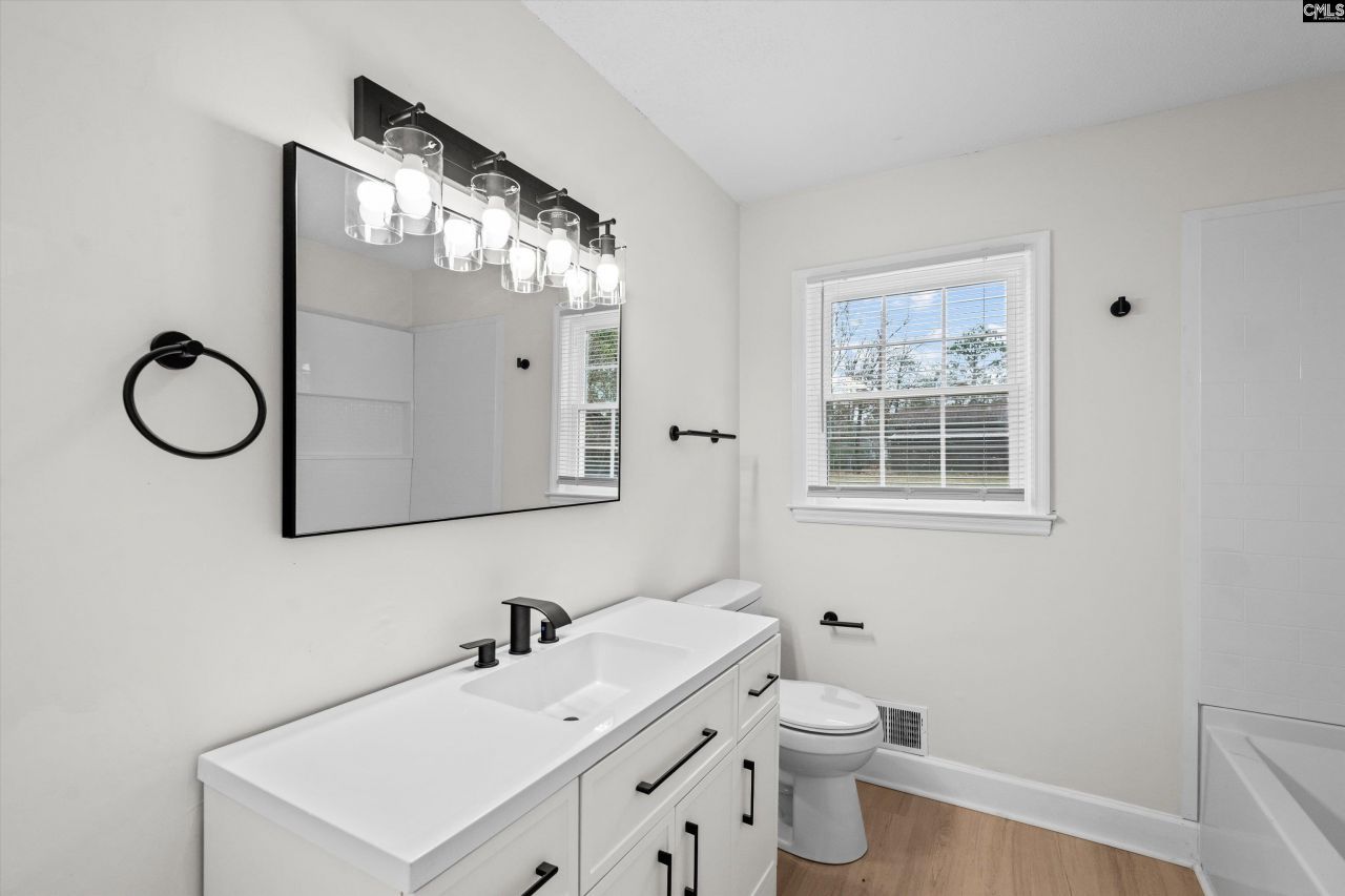 1127 Bayview Drive  Photo 27