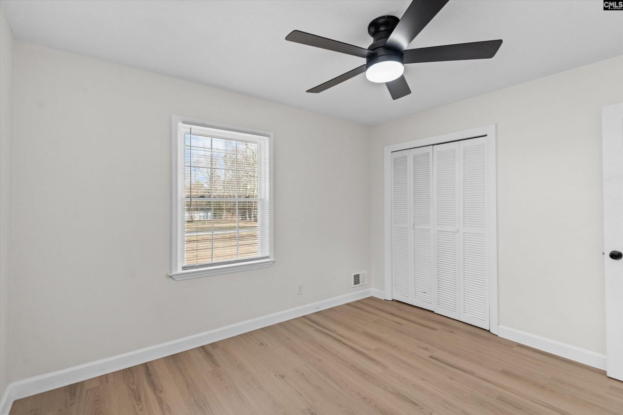 1127 Bayview Drive  Photo 29