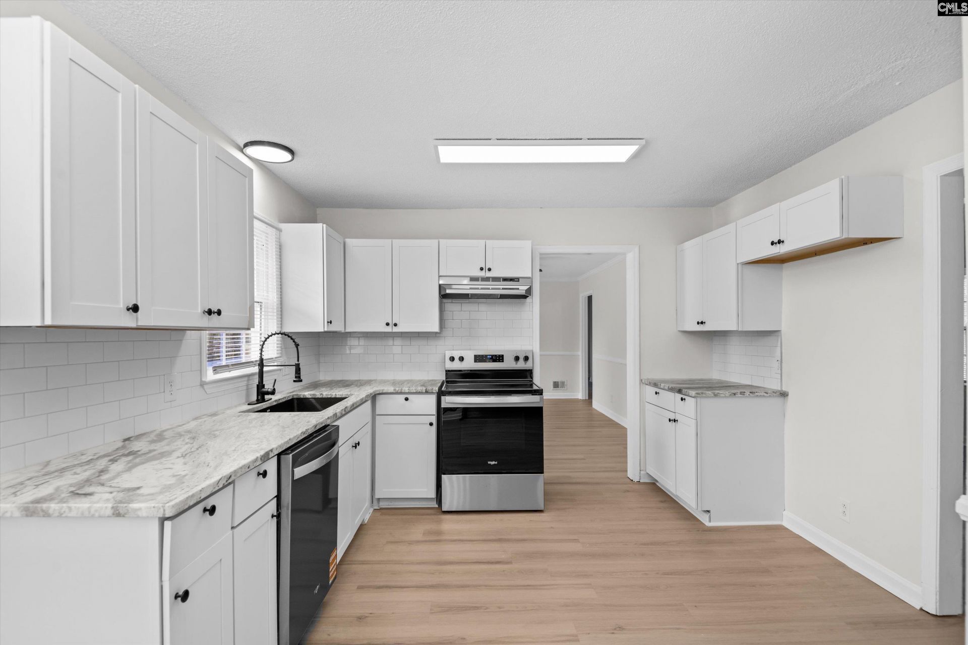 1127 Bayview Drive Photo 6