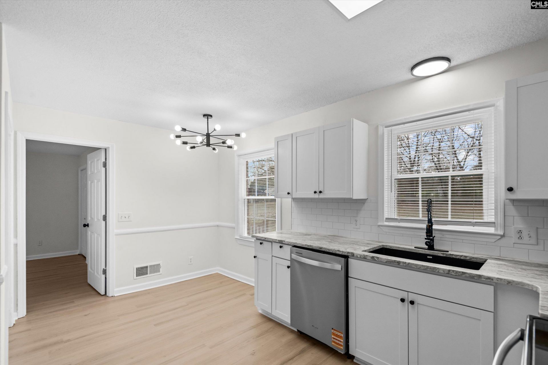 1127 Bayview Drive Photo 8