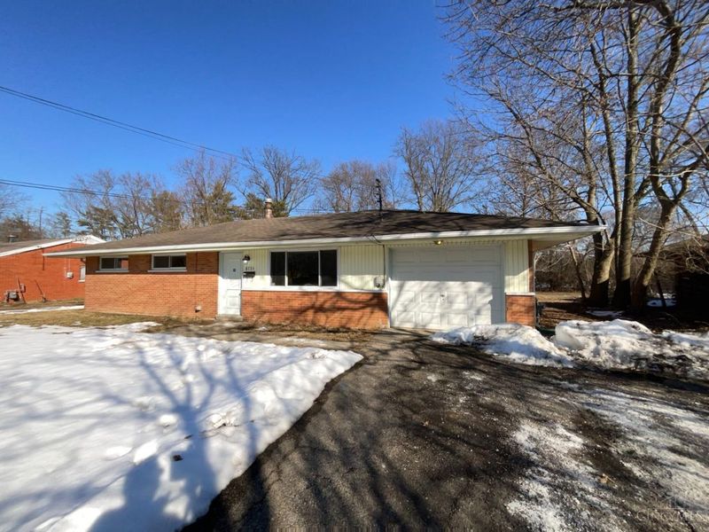 8724 Neptune Drive, Springfield Twp., OH 45231 Photo 1