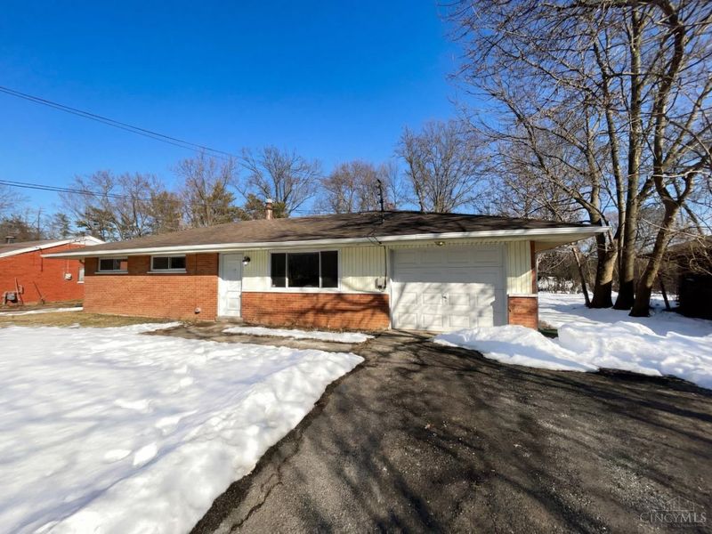 8724 Neptune Drive, Springfield Twp., OH 45231 Photo 12