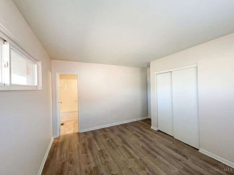 8724 Neptune Drive, Springfield Twp., OH 45231 Photo 13