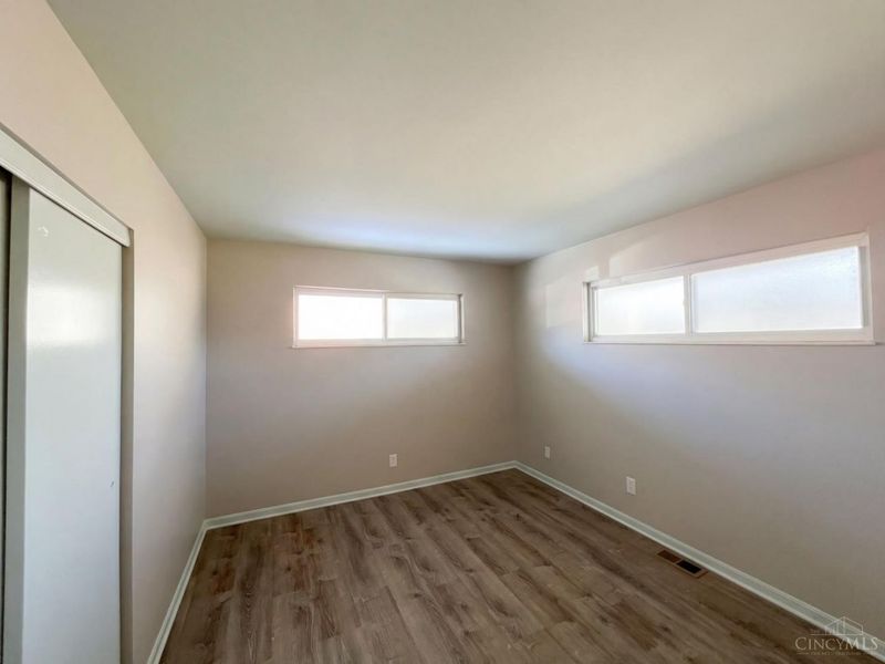 8724 Neptune Drive, Springfield Twp., OH 45231 Photo 18