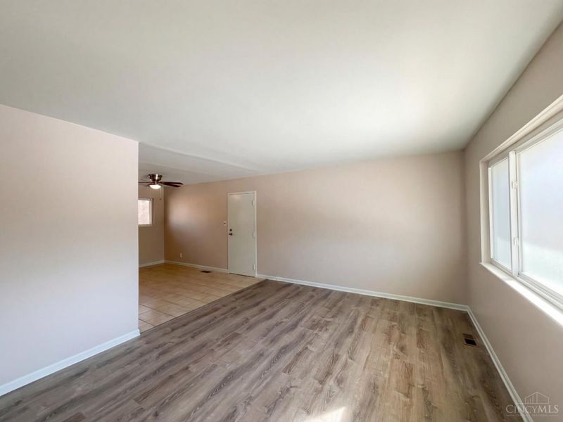 8724 Neptune Drive, Springfield Twp., OH 45231 Photo 8