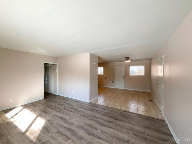 8724 Neptune Drive, Springfield Twp., OH 45231 Photo 9