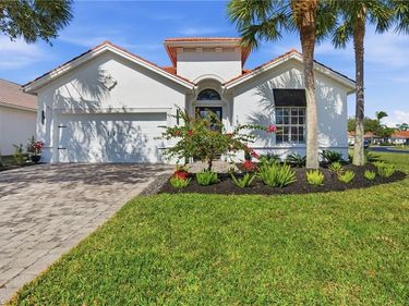 16129 Parque LN , NAPLES, FL 34110