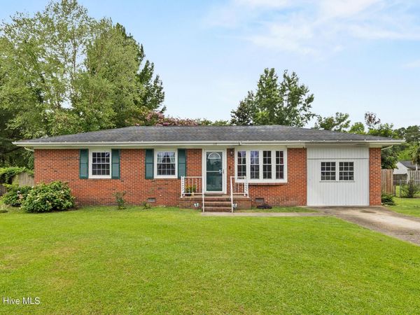 118 Princeton Drive, Jacksonville, NC 28546