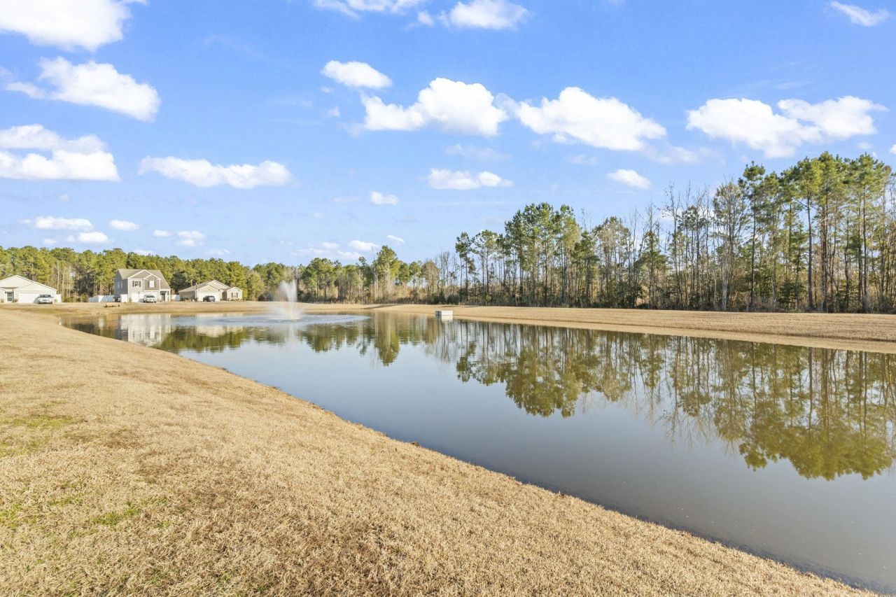 323 Woodcross Court Photo 32