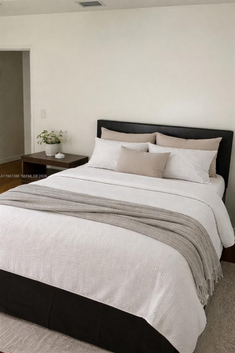 5800 SW 61st St, Miami, FL 33143 Photo