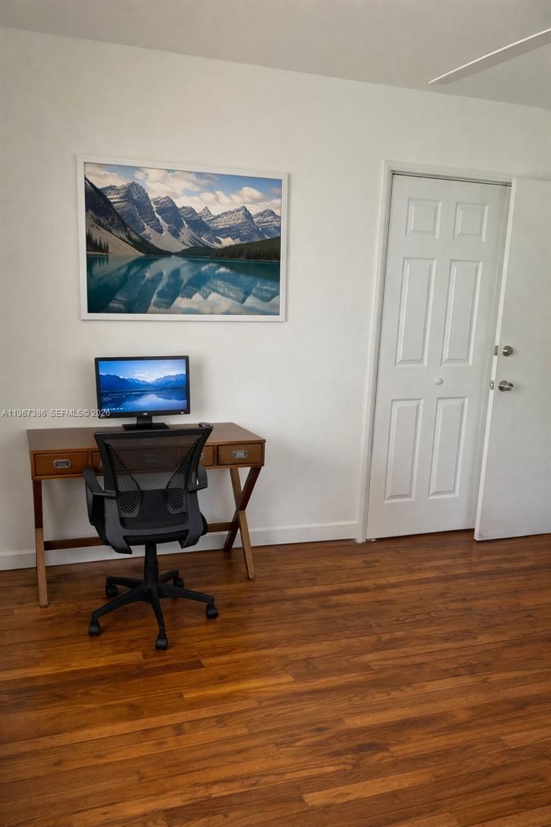 5800 SW 61st St, Miami, FL 33143 Photo