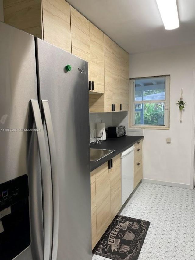 5800 SW 61st St, Miami, FL 33143 Photo