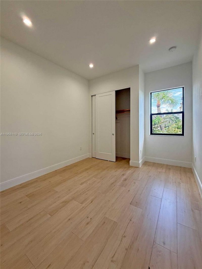 4454 NW 80th Ave, Doral, FL 33166 Photo