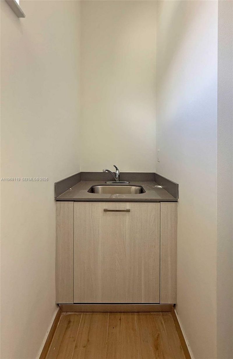 4454 NW 80th Ave, Doral, FL 33166 Photo