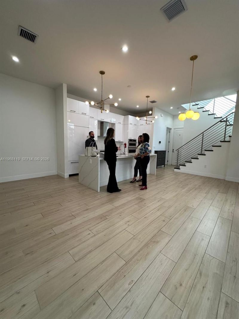 4454 NW 80th Ave , Doral, FL 33166 Photo