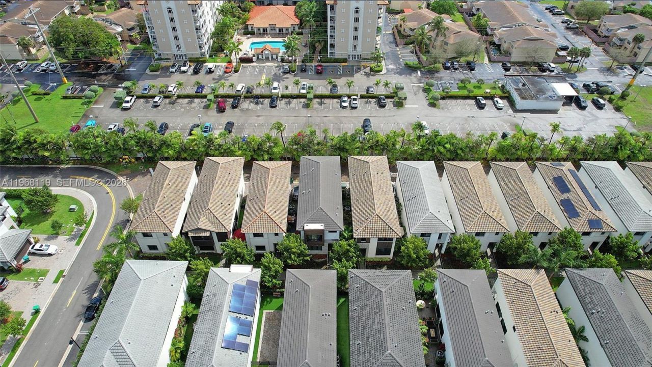 4454 NW 80th Ave, Doral, FL 33166 Photo