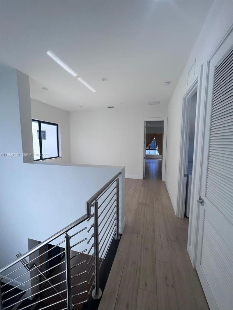 4454 NW 80th Ave , Doral, FL 33166 Photo