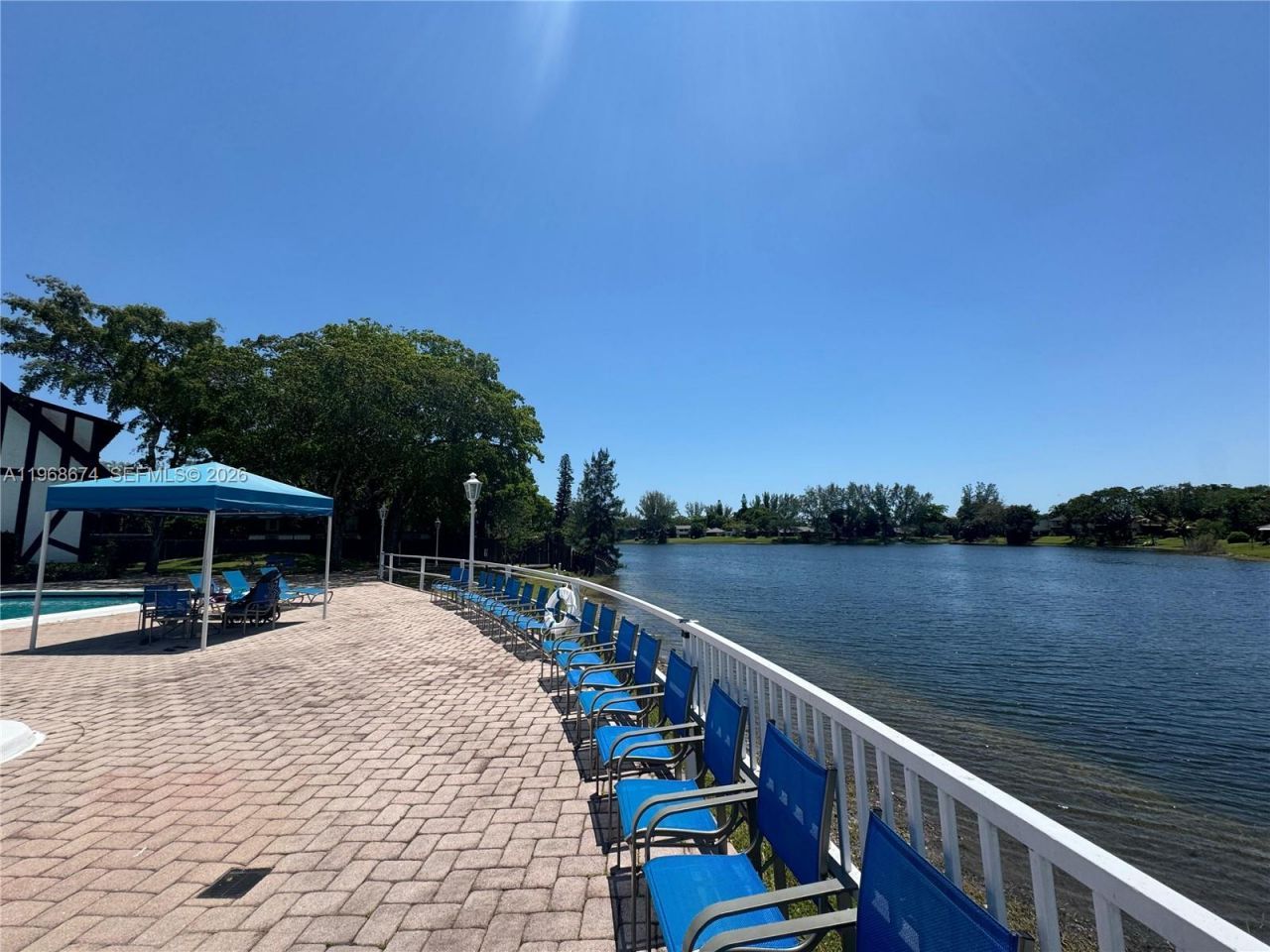 3720 Inverrary Dr, Unit 1N, Lauderhill, FL 33319 Photo