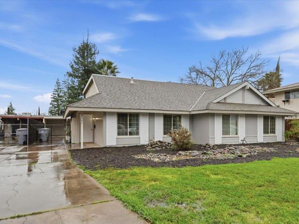 2686 S Whitney Blvd, Rocklin, CA 95677