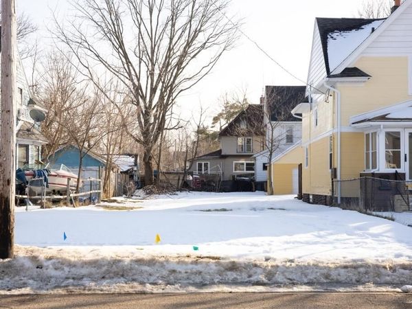 226 Lathrop Avenue, Battle Creek, MI 49014