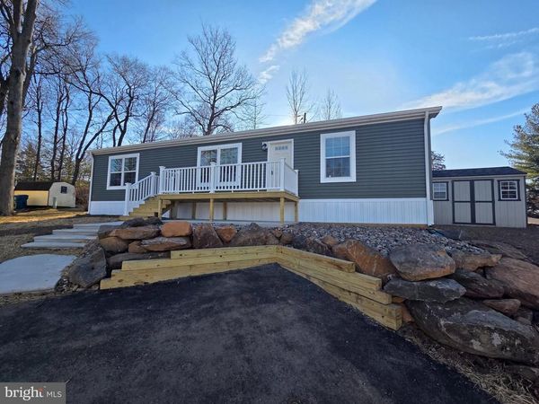 9 WOODEDGE DRIVE, QUAKERTOWN, PA 18951