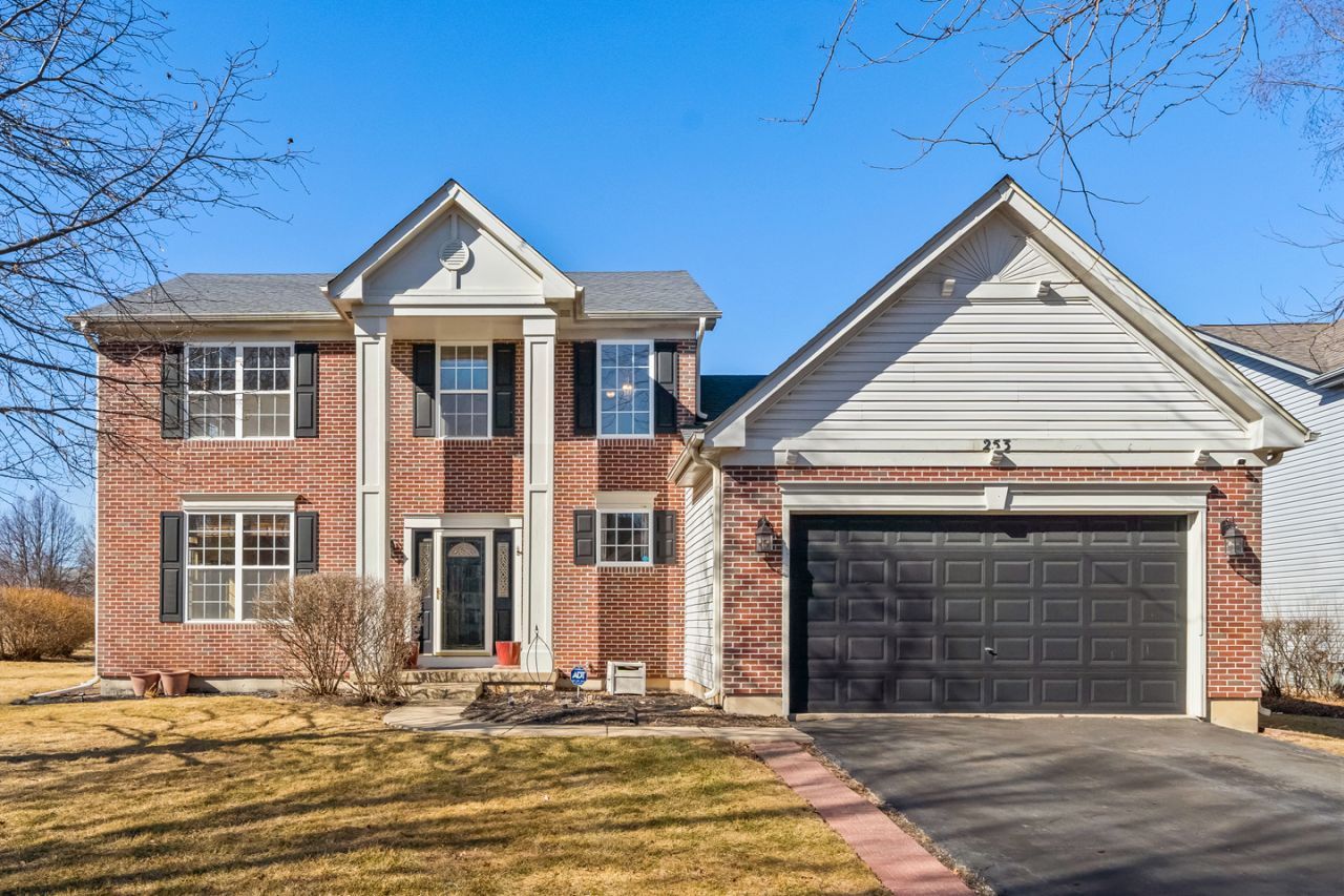 253 Somerset Drive, Sugar Grove, IL 60554 Main Photo