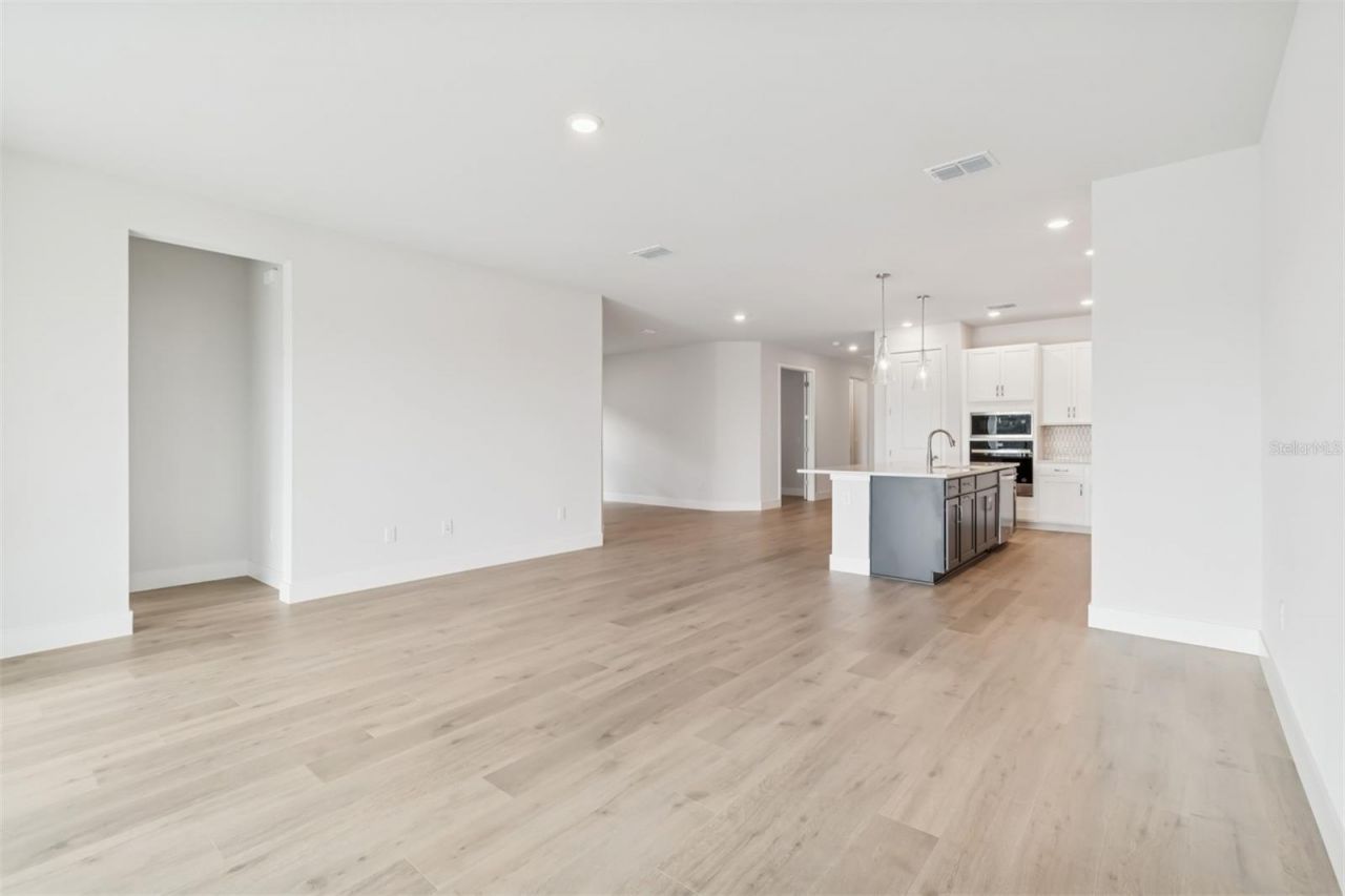 10660 Crescent Creek Crossing, Parrish, FL 34219 Photo