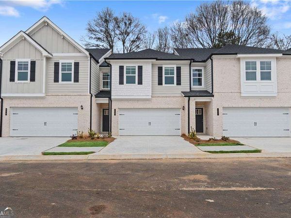 616 Treasure Drive, Stockbridge, GA 30281