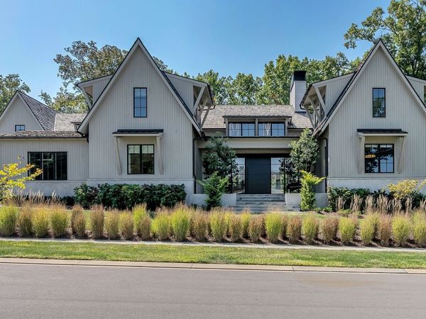 7116 Lanceleaf Dr , College Grove, TN 37046