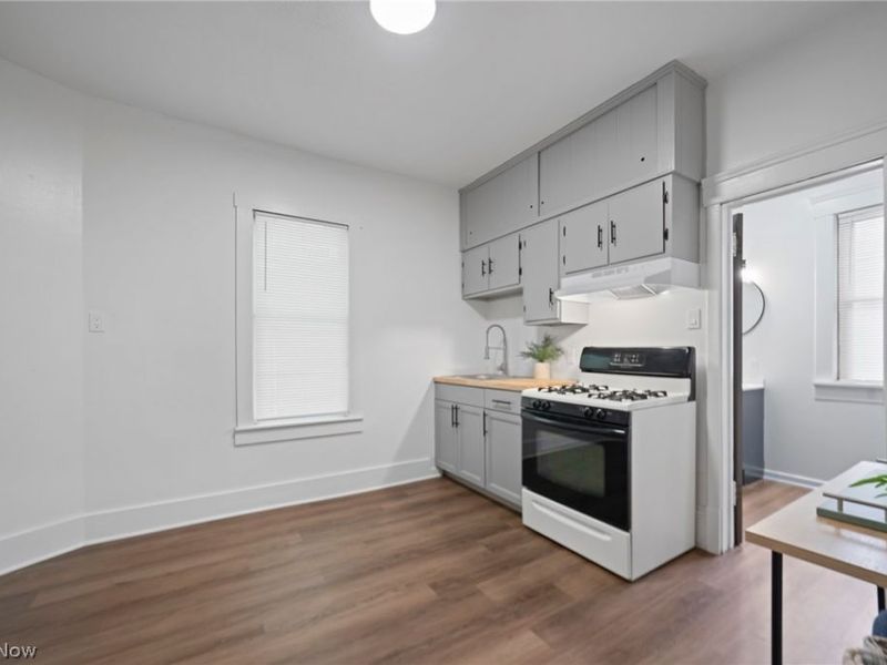 1122 Hoover Place NW, Canton, OH 44703 Photo 6