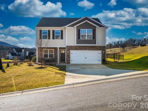 126 Amblers Knoll Road , Weaverville, NC 28787