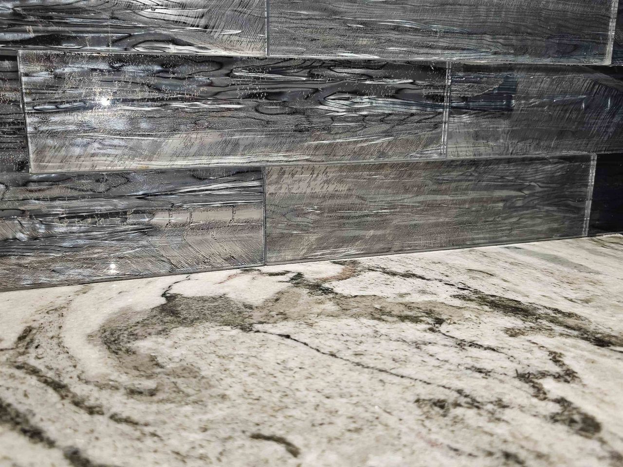 410 Melrose Pl.  Photo 16