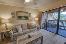 410 Melrose Pl.  photo 4