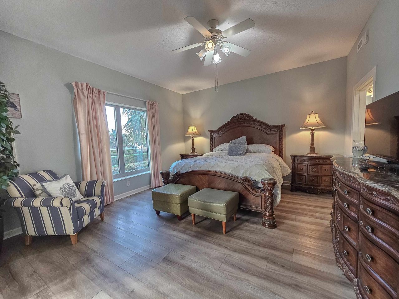 9994 Beach Club Dr.  Photo 18