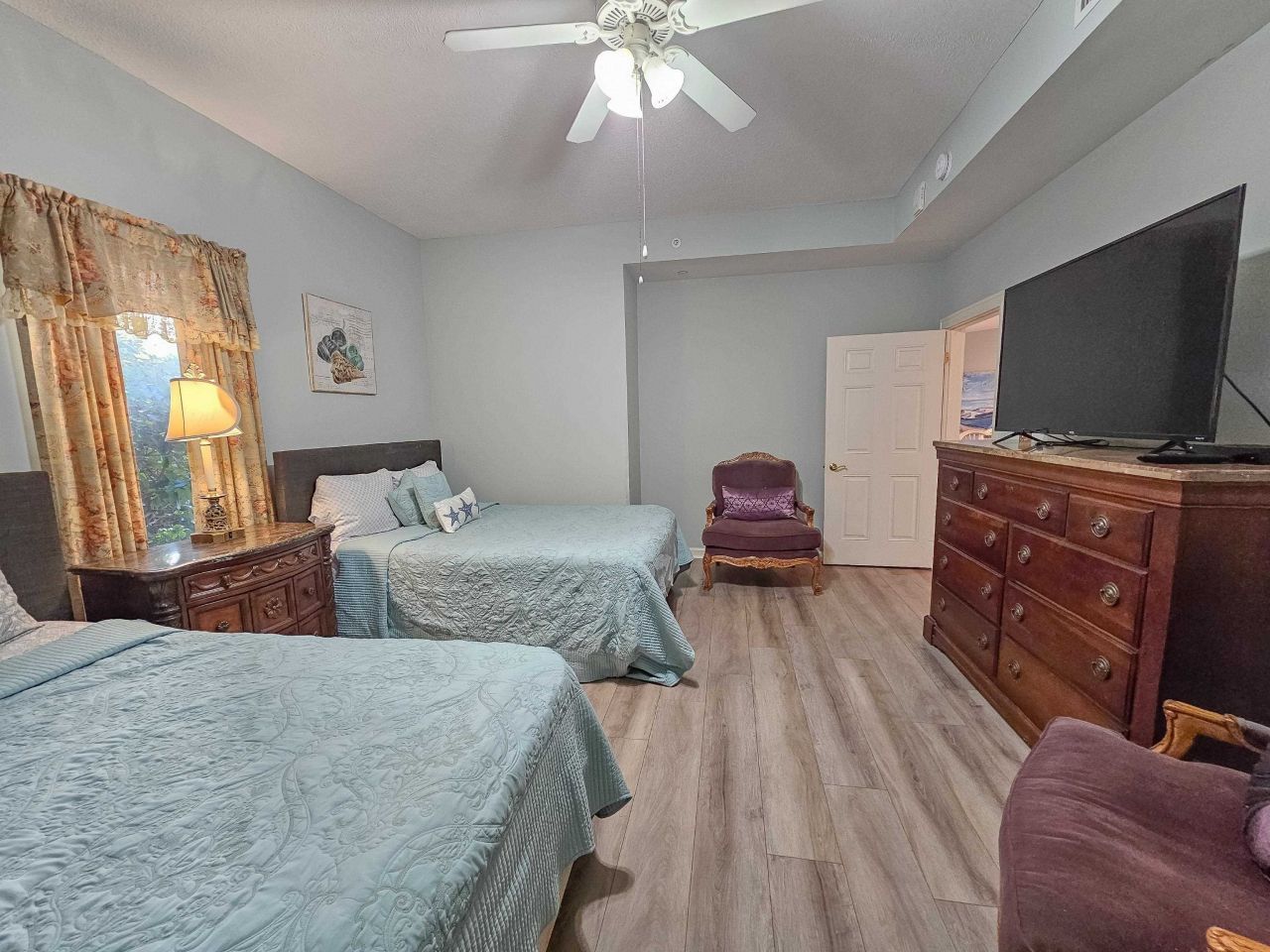 9994 Beach Club Dr.  Photo 28