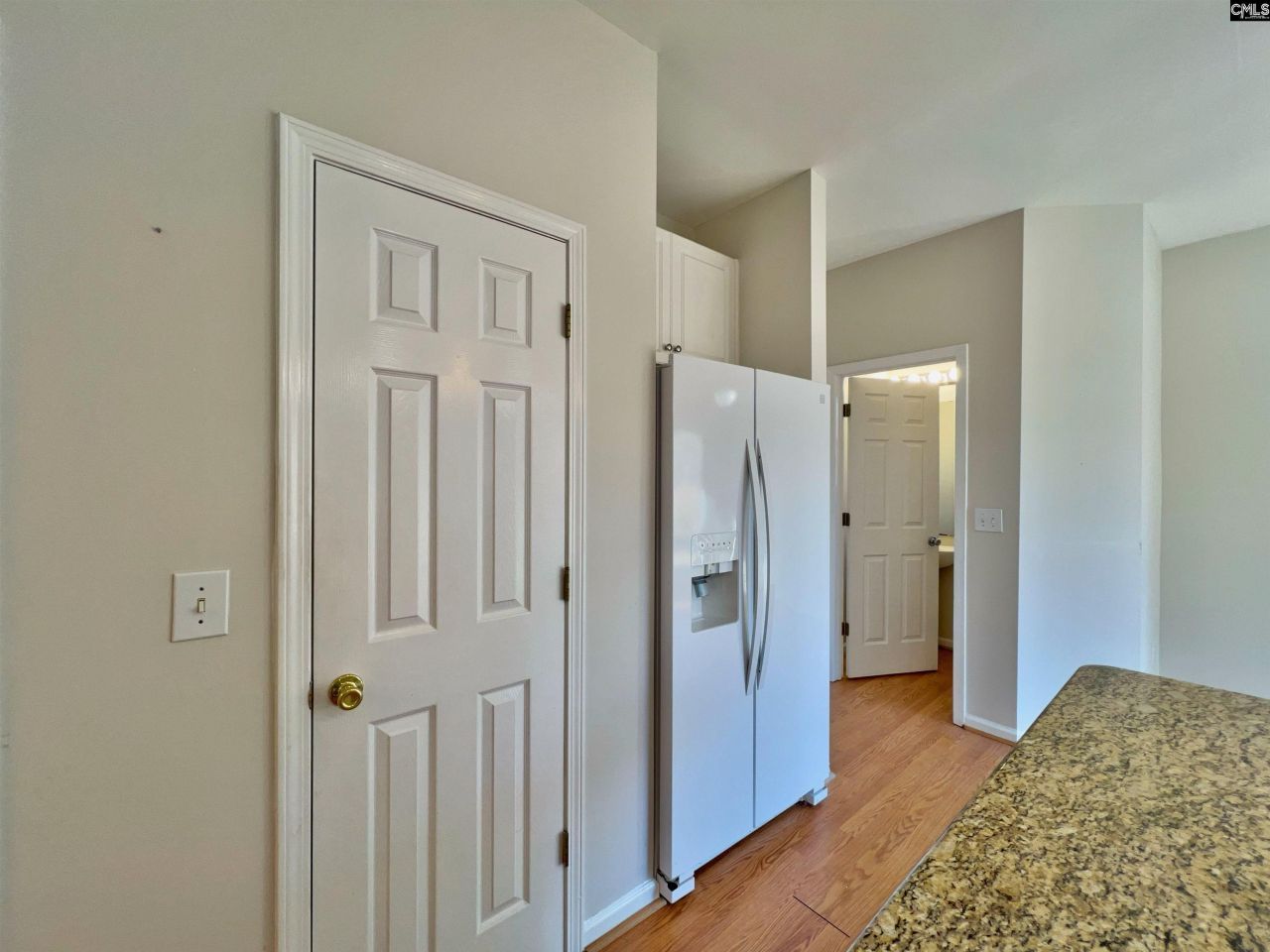 131 Glenbrooke Circle Photo 11