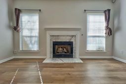 131 Glenbrooke Circle photo 4