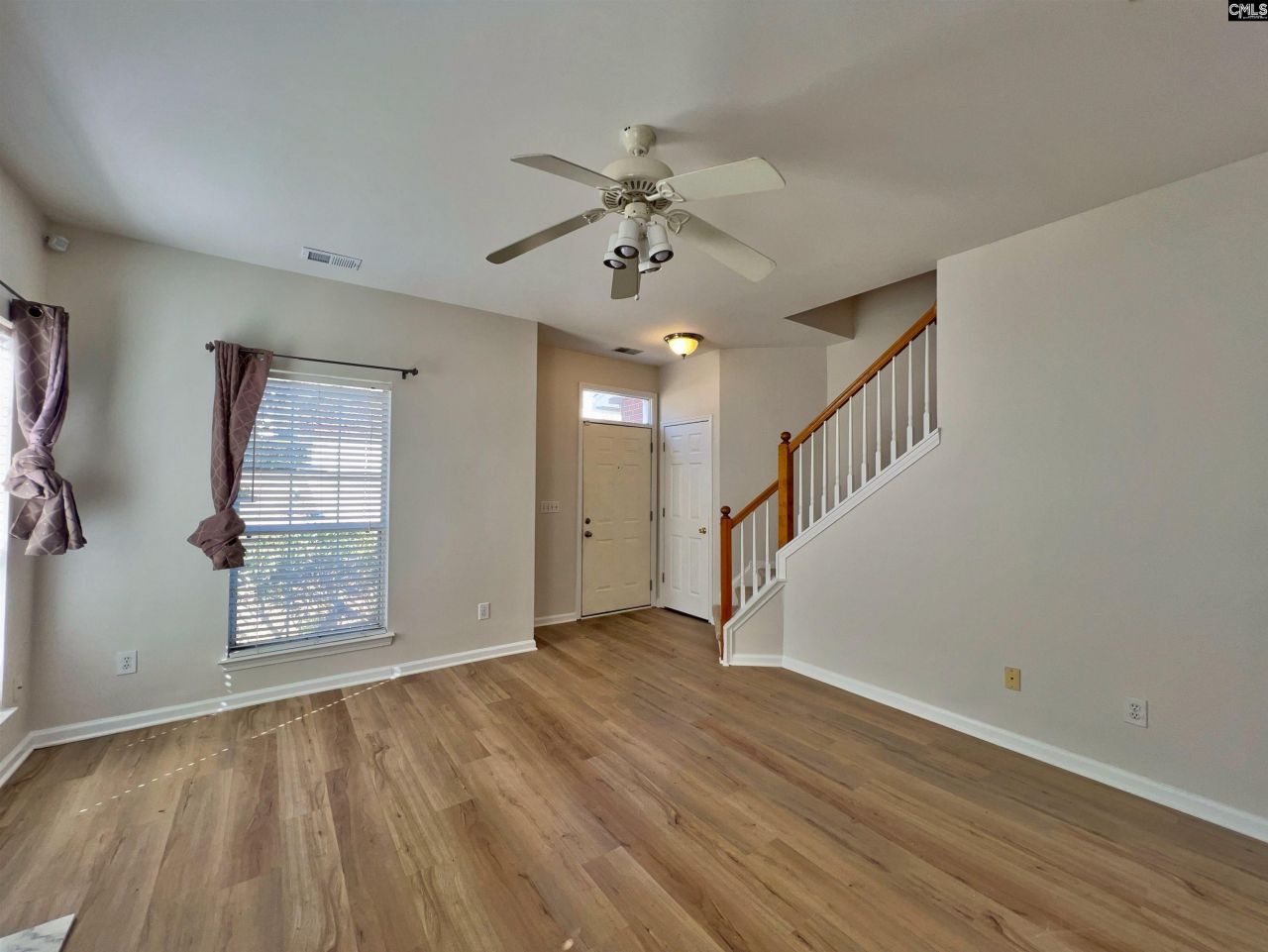 131 Glenbrooke Circle Photo 5