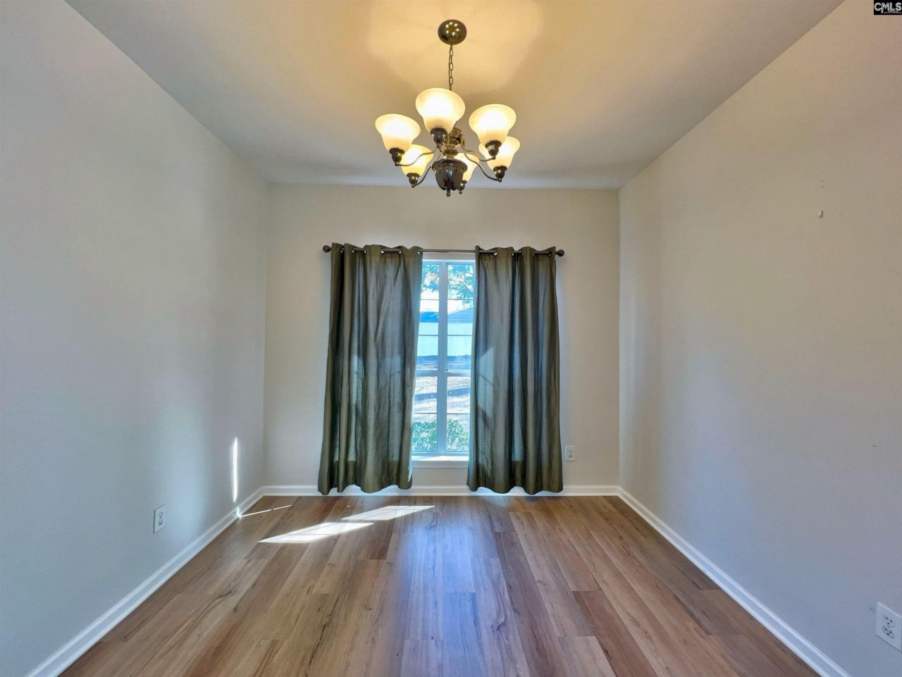 131 Glenbrooke Circle Photo 6