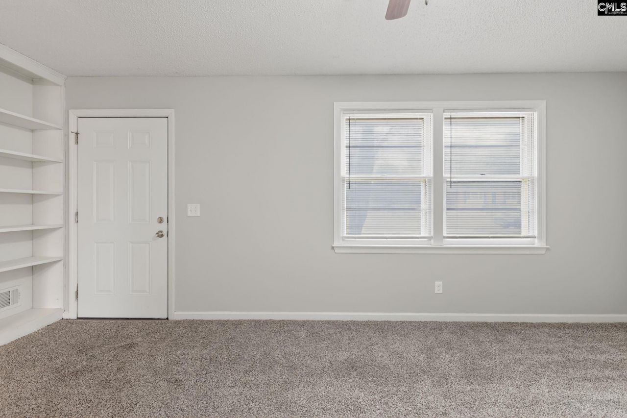 1720 Sandra Drive  Photo 7